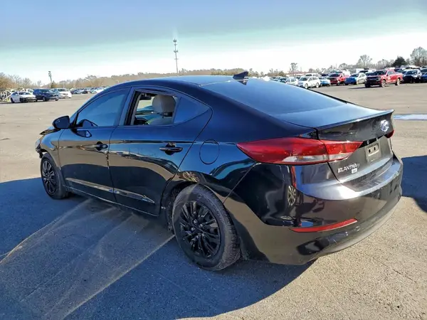KMHD74LF0HU155944 2017 HYUNDAI ELANTRA - Image 2