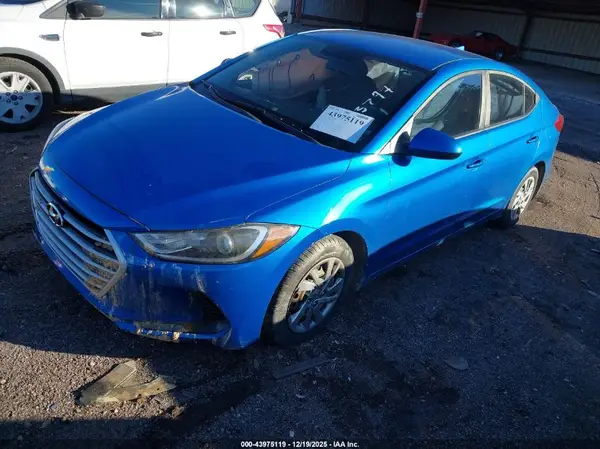KMHD74LF0HU301128 2017 HYUNDAI ELANTRA - Image 2