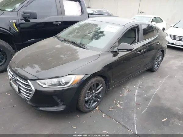 KMHD74LF0HU307446 2017 HYUNDAI ELANTRA - Image 2