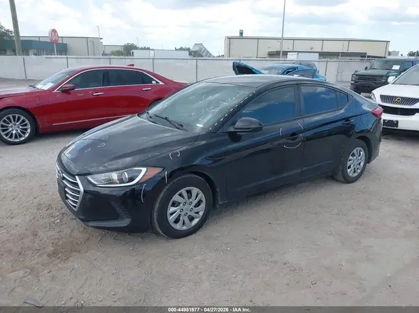 KMHD74LF0HU325803 2017 HYUNDAI ELANTRA - Image 2