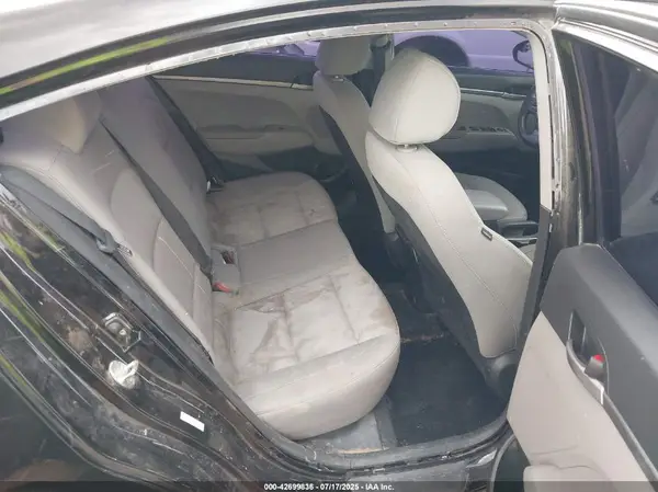 KMHD74LF0HU364195 2017 HYUNDAI ELANTRA - Image 8