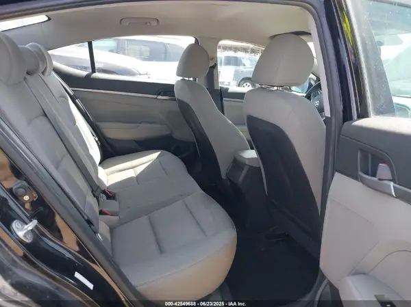 KMHD74LF0HU367730 2017 HYUNDAI ELANTRA - Image 8