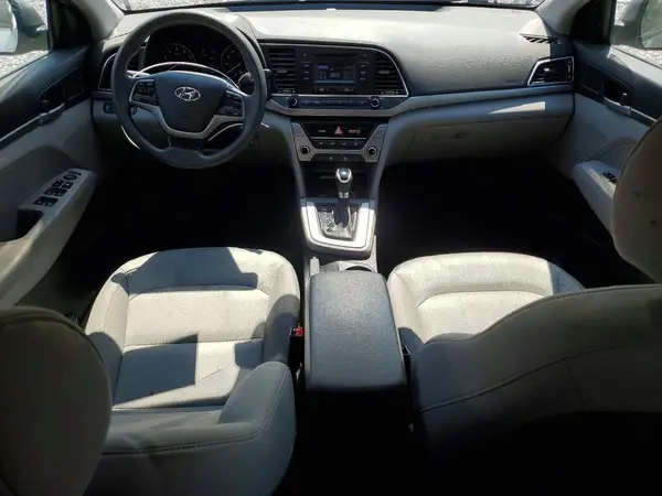 KMHD74LF0HU370918 2017 HYUNDAI ELANTRA - Image 8