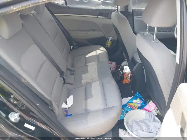 KMHD74LF0HU372152 2017 HYUNDAI ELANTRA - Image 8