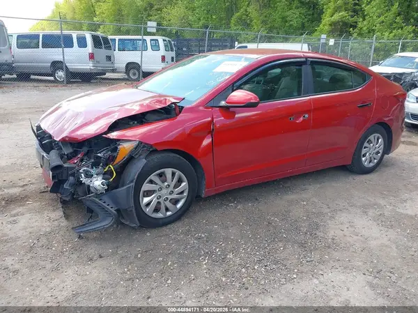 KMHD74LF0HU372202 2017 HYUNDAI ELANTRA - Image 2