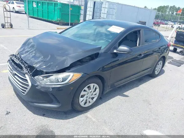 KMHD74LF0HU386679 2017 HYUNDAI ELANTRA - Image 2