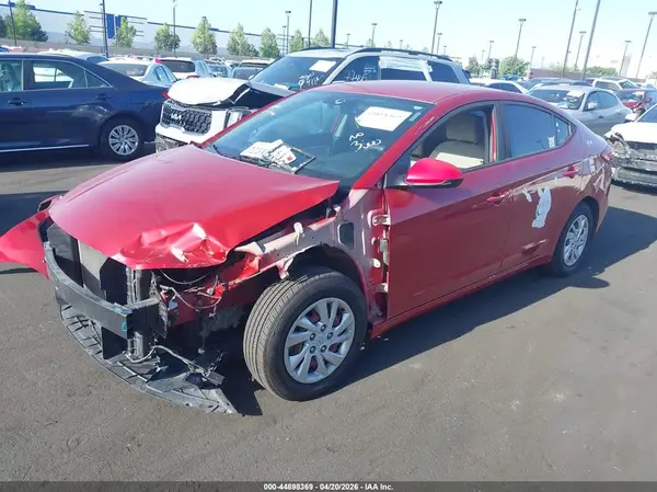 KMHD74LF0HU392093 2017 HYUNDAI ELANTRA - Image 2