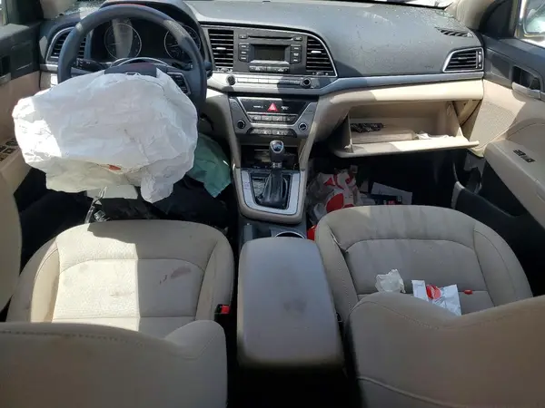 KMHD74LF0HU398847 2017 HYUNDAI ELANTRA - Image 8