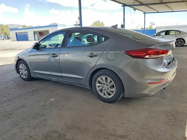 KMHD74LF0HU40007 2017 HYUNDAI ELANTRA - Image 2