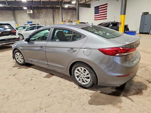 KMHD74LF0HU403867 2017 HYUNDAI ELANTRA - Image 2