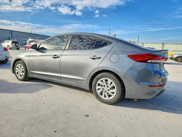 KMHD74LF0HU408633 2017 HYUNDAI ELANTRA - Image 2
