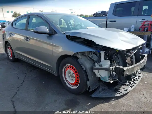KMHD74LF0JU449821 2018 HYUNDAI ELANTRA - Image 1
