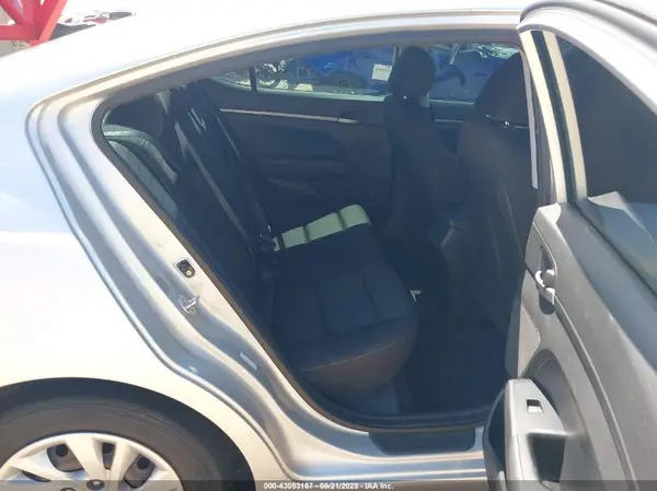 KMHD74LF0JU470331 2018 HYUNDAI ELANTRA - Image 8