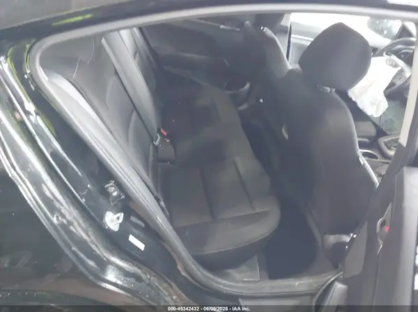 KMHD74LF0JU498467 2018 HYUNDAI ELANTRA - Image 8