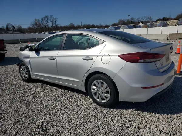 KMHD74LF0JU505465 2018 HYUNDAI ELANTRA - Image 2