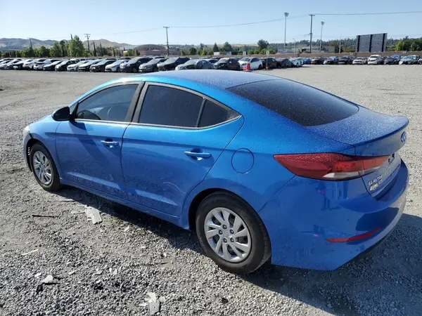 KMHD74LF0JU557842 2018 HYUNDAI ELANTRA - Image 2