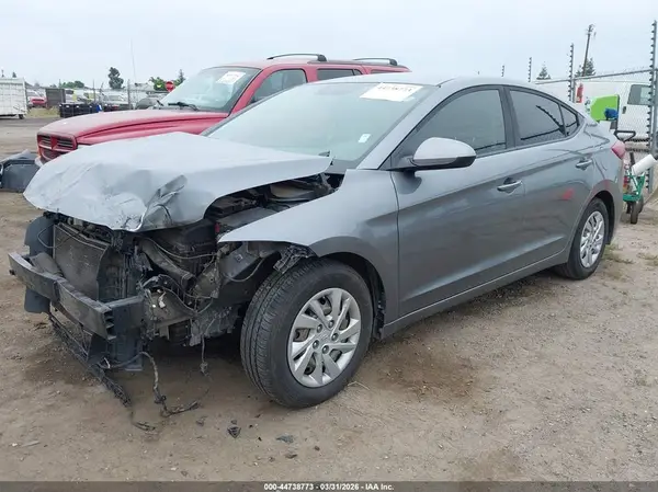 KMHD74LF0JU630403 2018 HYUNDAI ELANTRA - Image 2