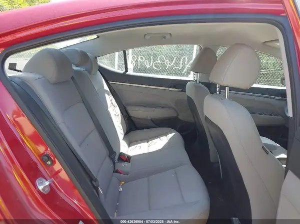 KMHD74LF0JU631857 2018 HYUNDAI ELANTRA - Image 8