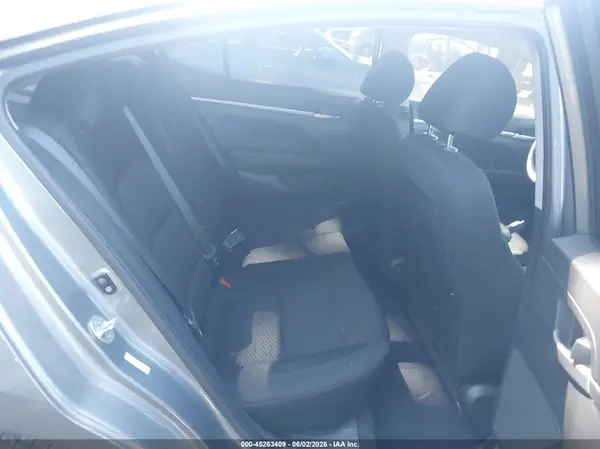 KMHD74LF0KU789648 2019 HYUNDAI ELANTRA - Image 8