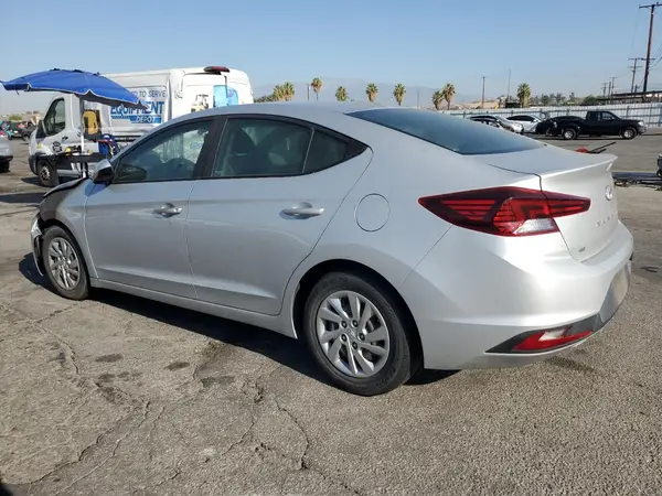 KMHD74LF0KU807968 2019 HYUNDAI ELANTRA - Image 2
