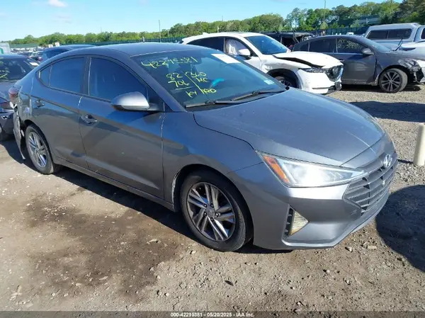 KMHD74LF0KU811955 2019 HYUNDAI ELANTRA - Image 1