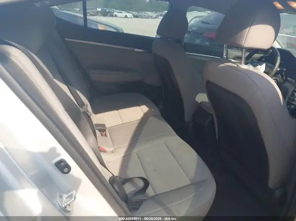KMHD74LF0KU866390 2019 HYUNDAI ELANTRA - Image 8