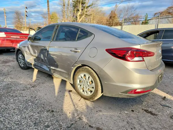 KMHD74LF0LU024599 2020 HYUNDAI ELANTRA - Image 2