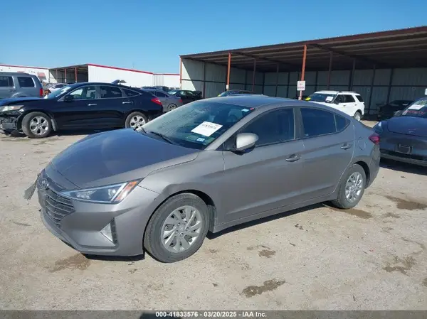 KMHD74LF0LU913385 2020 HYUNDAI ELANTRA - Image 2