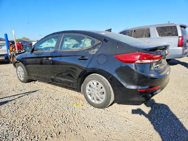 KMHD74LF1HU065668 2017 HYUNDAI ELANTRA - Image 2