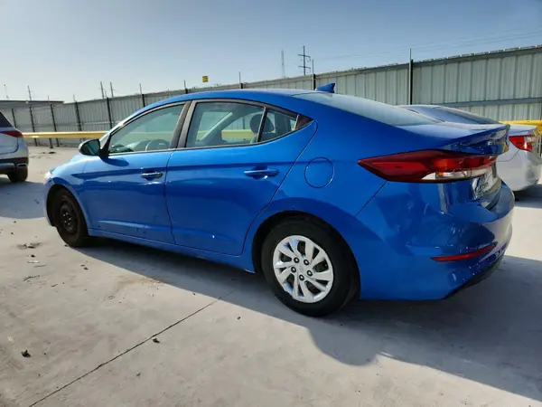 KMHD74LF1HU078971 2017 HYUNDAI ELANTRA - Image 2