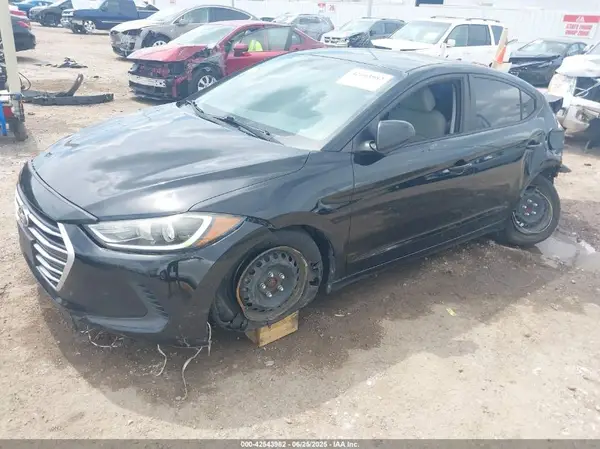 KMHD74LF1HU091834 2017 HYUNDAI ELANTRA - Image 2