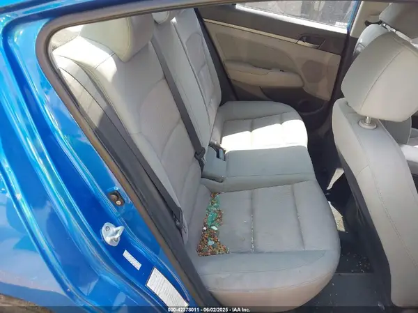 KMHD74LF1HU096113 2017 HYUNDAI ELANTRA - Image 8