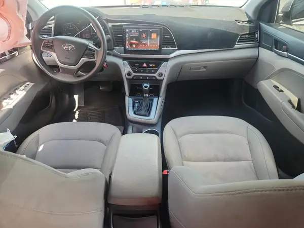 KMHD74LF1HU097522 2017 HYUNDAI ELANTRA - Image 8