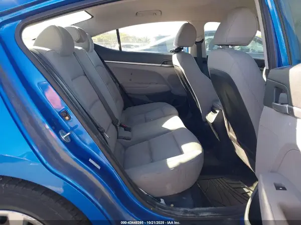 KMHD74LF1HU109328 2017 HYUNDAI ELANTRA - Image 8