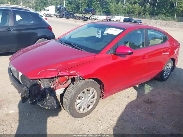 KMHD74LF1HU123827 2017 HYUNDAI ELANTRA - Image 2