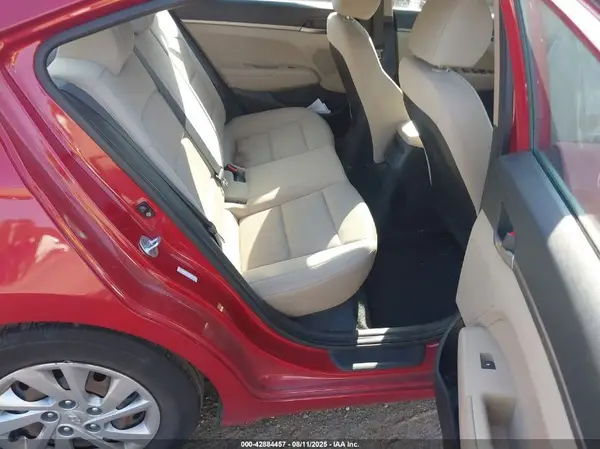 KMHD74LF1HU123827 2017 HYUNDAI ELANTRA - Image 8
