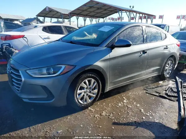 KMHD74LF1HU125125 2017 HYUNDAI ELANTRA - Image 2