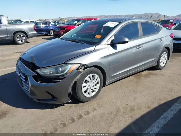 KMHD74LF1HU129207 2017 HYUNDAI ELANTRA - Image 2