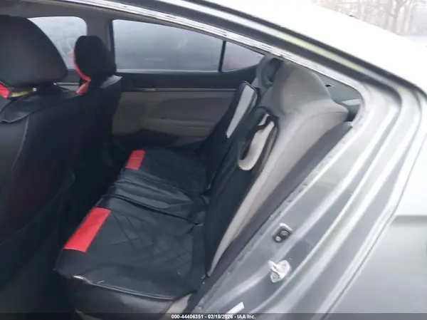 KMHD74LF1HU150753 2017 HYUNDAI ELANTRA - Image 8