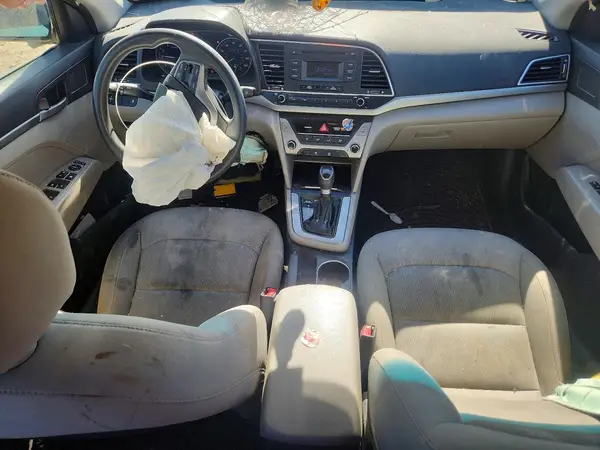 KMHD74LF1HU326877 2017 HYUNDAI ELANTRA - Image 8