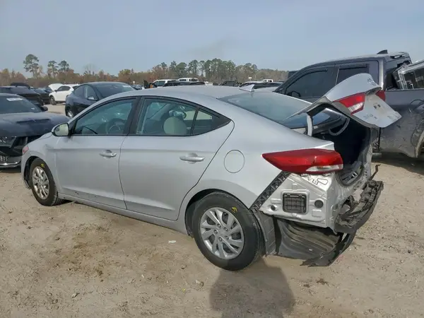 KMHD74LF1HU355117 2017 HYUNDAI ELANTRA - Image 2