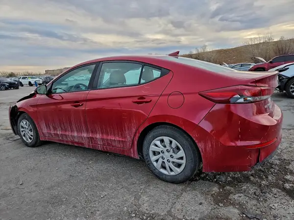 KMHD74LF1HU355389 2017 HYUNDAI ELANTRA - Image 2