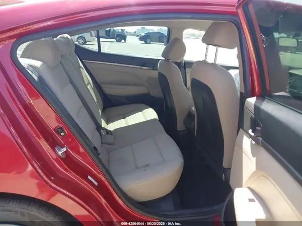 KMHD74LF1HU373133 2017 HYUNDAI ELANTRA - Image 8