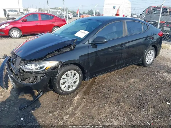 KMHD74LF1HU376663 2017 HYUNDAI ELANTRA - Image 2