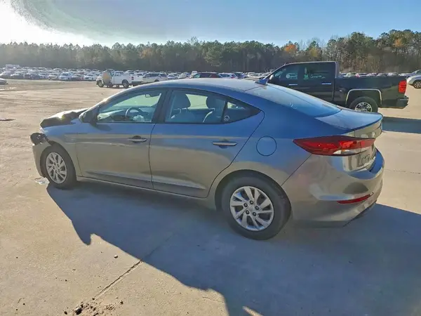 KMHD74LF1HU383791 2017 HYUNDAI ELANTRA - Image 2