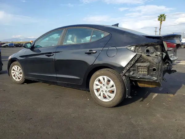 KMHD74LF1HU394791 2017 HYUNDAI ELANTRA - Image 2