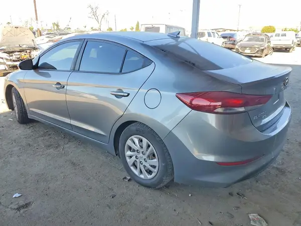 KMHD74LF1HU421259 2017 HYUNDAI ELANTRA - Image 2