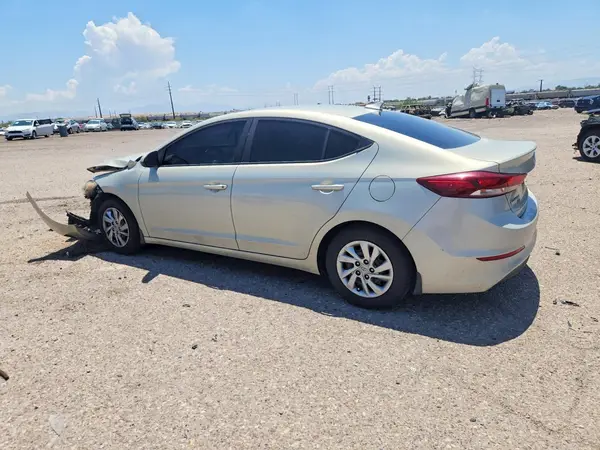 KMHD74LF1HU421651 2017 HYUNDAI ELANTRA - Image 2