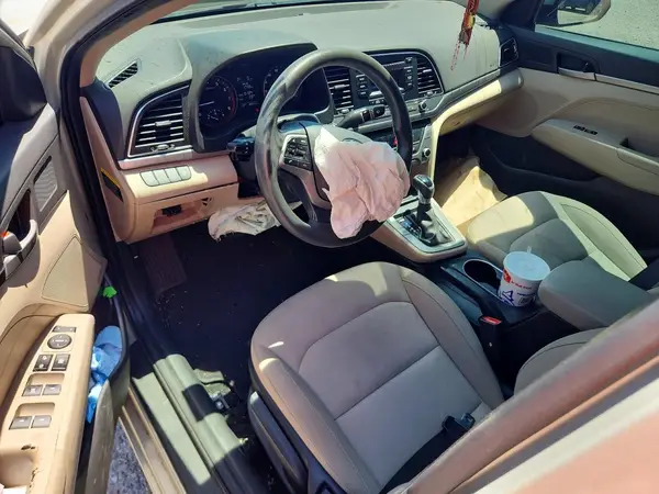 KMHD74LF1HU421651 2017 HYUNDAI ELANTRA - Image 8