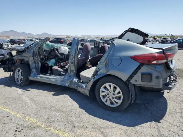 KMHD74LF1HU428597 2017 HYUNDAI ELANTRA - Image 2